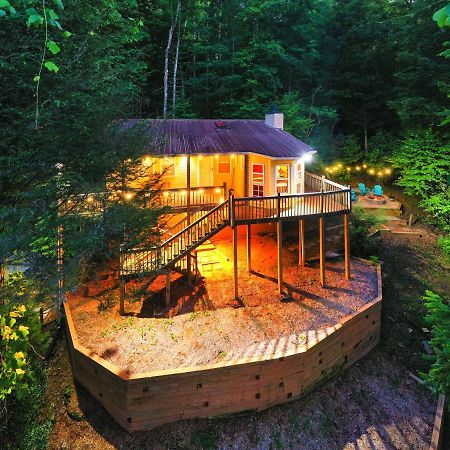 Cozy Cabin Retreat - Hot Tub, Fireplace & Fire Pit Blue Ridge Eksteriør billede