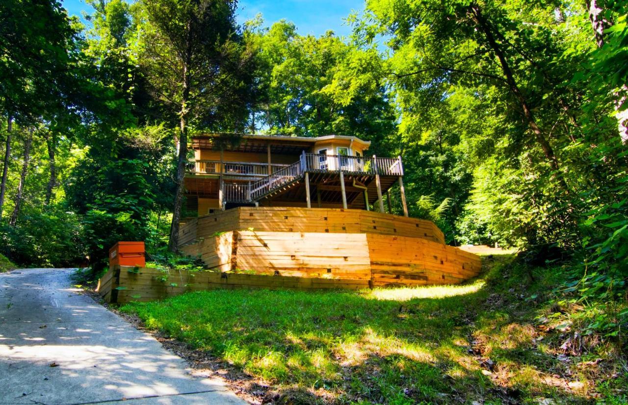 Cozy Cabin Retreat - Hot Tub, Fireplace & Fire Pit Blue Ridge Eksteriør billede